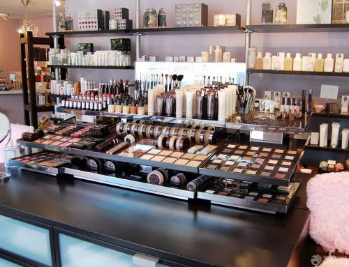 不要羨慕別人的成就，花漾麗人化妝品加盟助你成功